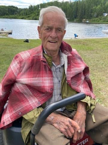 Clarence " Bud " Jamieson